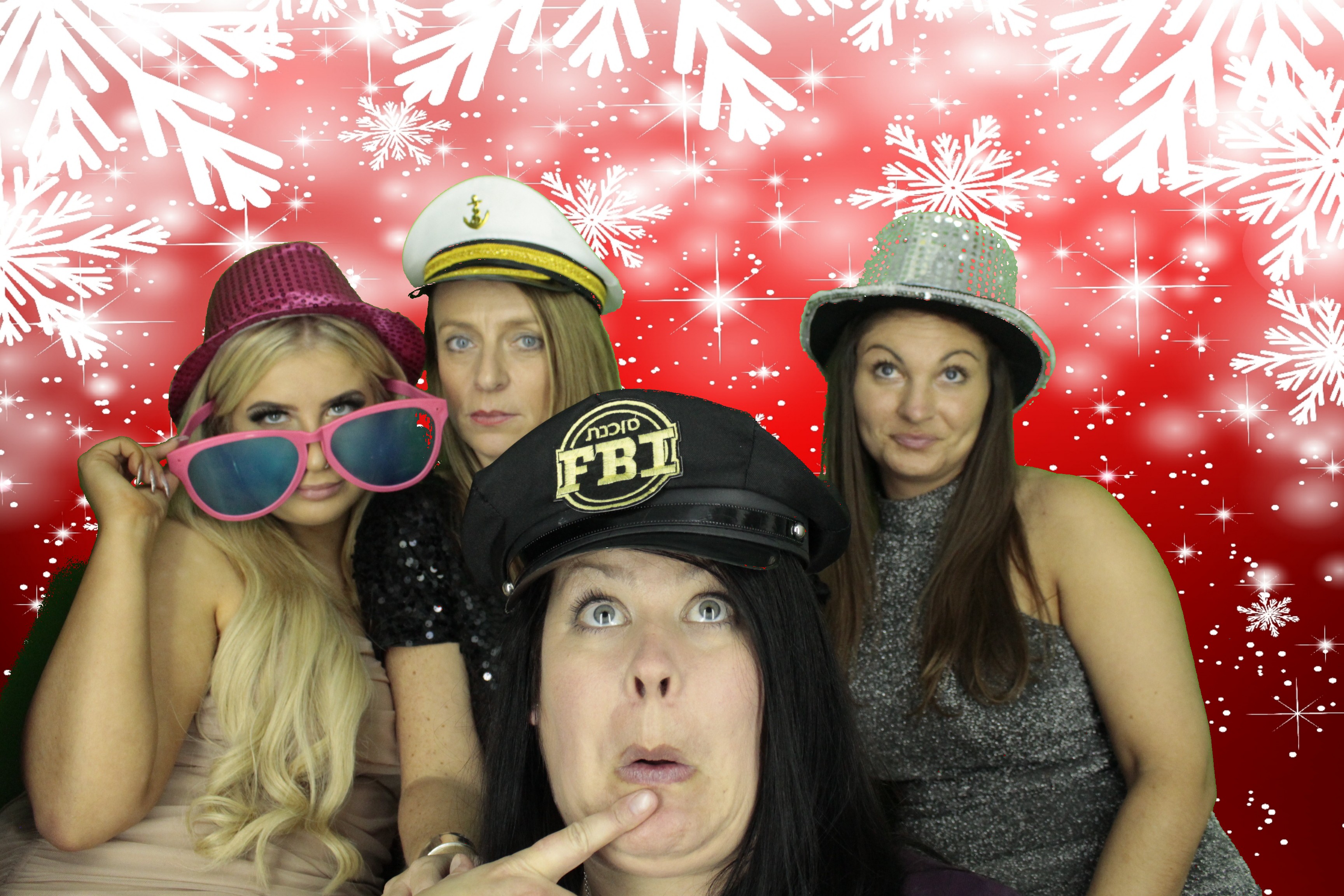 Ocean Network Express Christmas Party 2019 | View more photos from the event at gallery.myphotoboothexperience.co.uk/u/MyPhotoBoothExperienceLtd/Ocean-Network-Express-Christmas-Party-2019